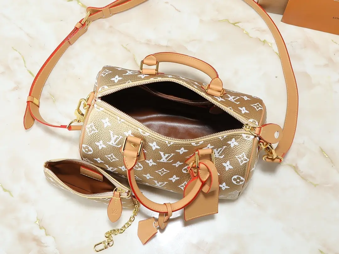 M13902/M24423/071/25X15X15CM gallery