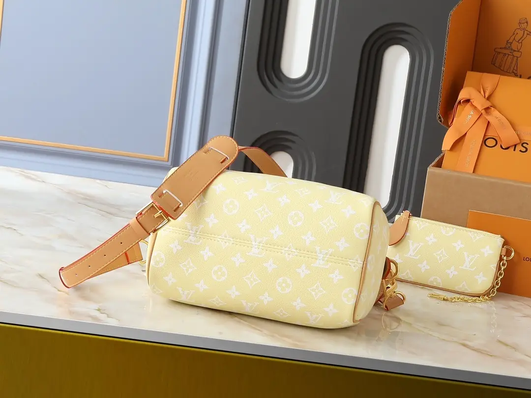 M13902/M24423/071/25X15X15CM gallery