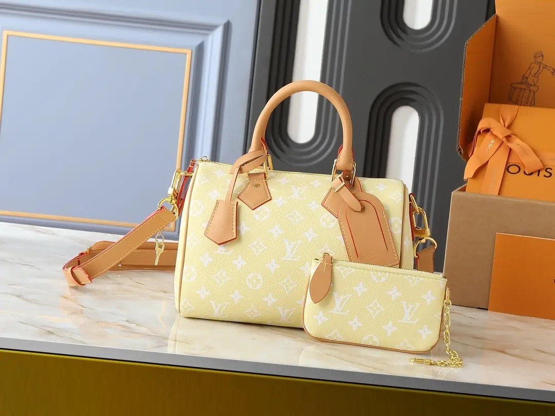 M13902/M24423/071/25X15X15CM gallery