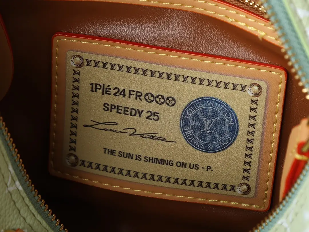 M13902/M24423/071/25X15X15CM gallery