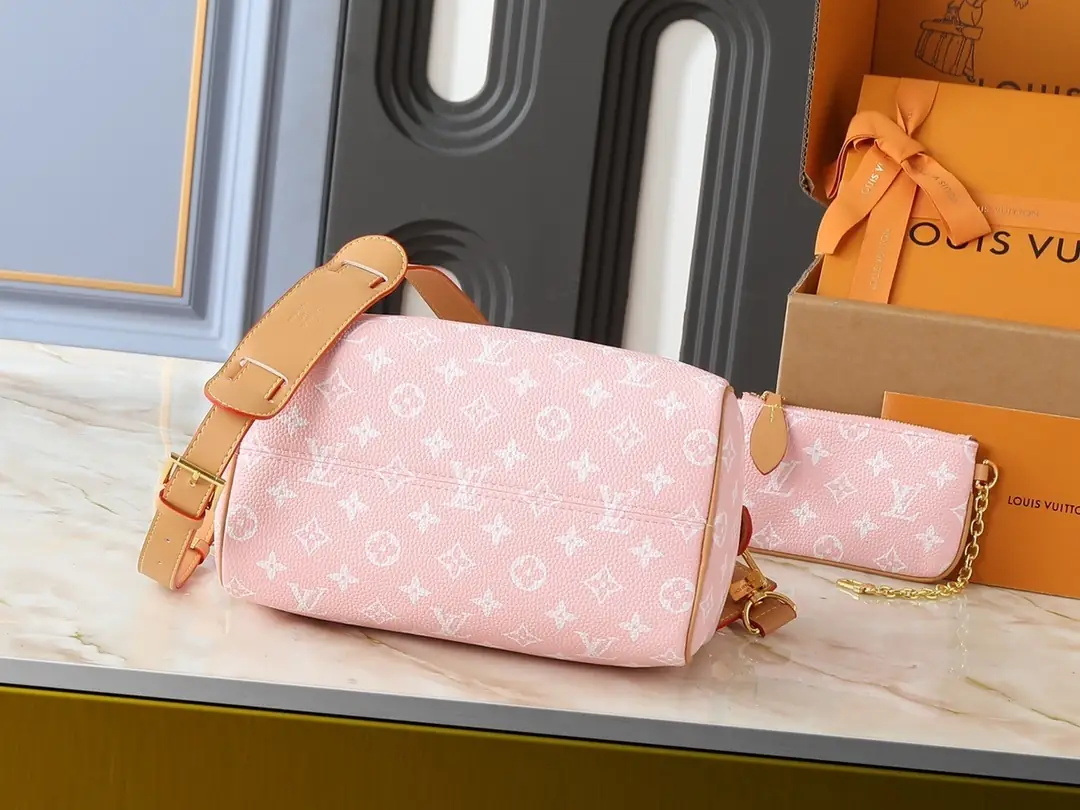 M13902/M24423/071/25X15X15CM gallery