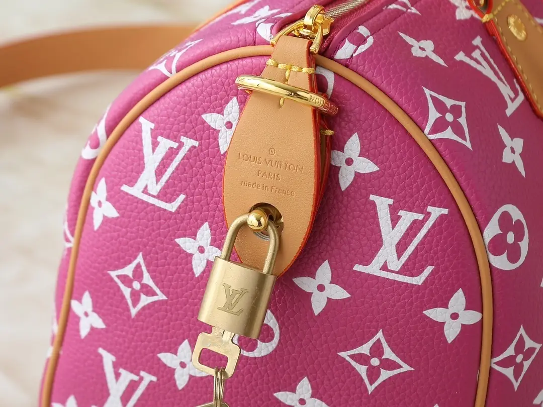 M13902/M24423/071/25X15X15CM gallery