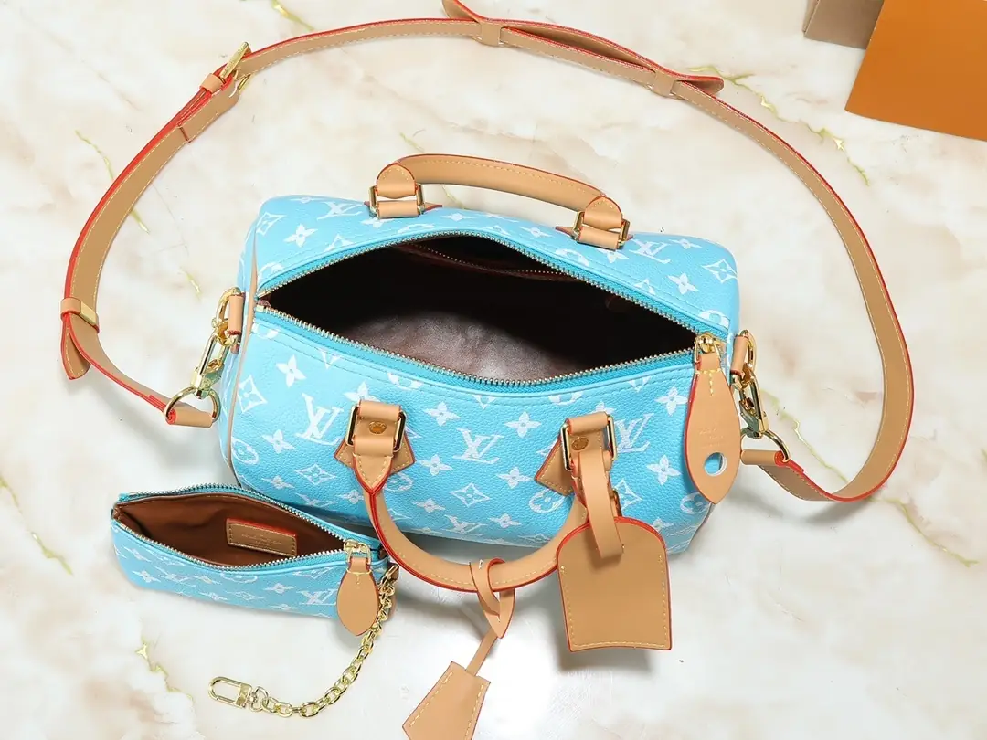 M13902/M24423/071/25X15X15CM gallery