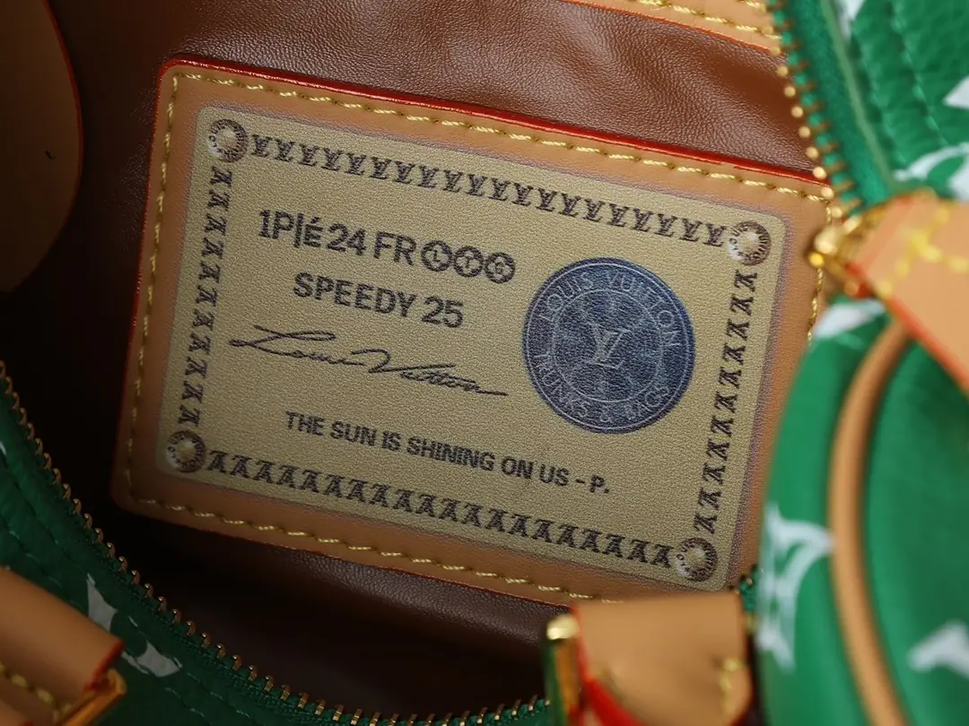 M13902/M24423/071/25X15X15CM gallery