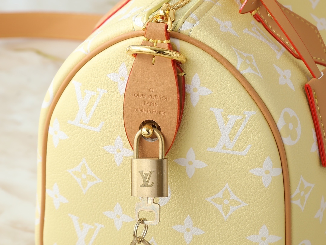 M13902/M24423/071/25X15X15CM gallery