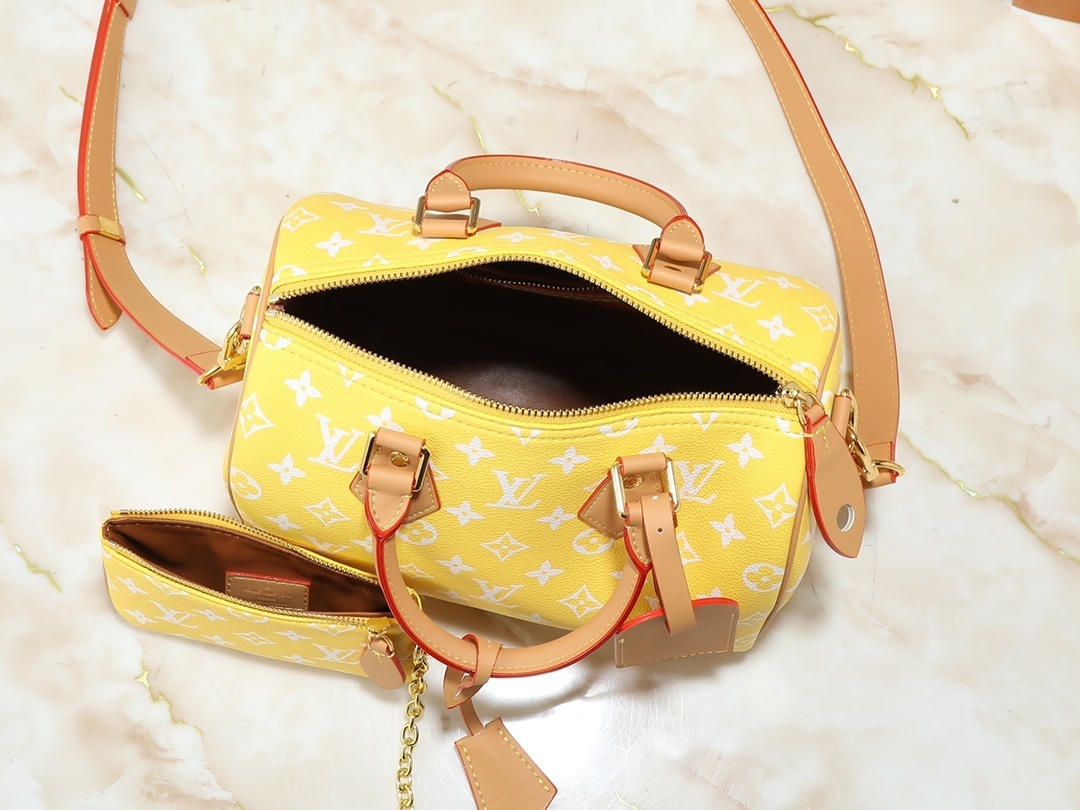 M13902/M24423/071/25X15X15CM gallery