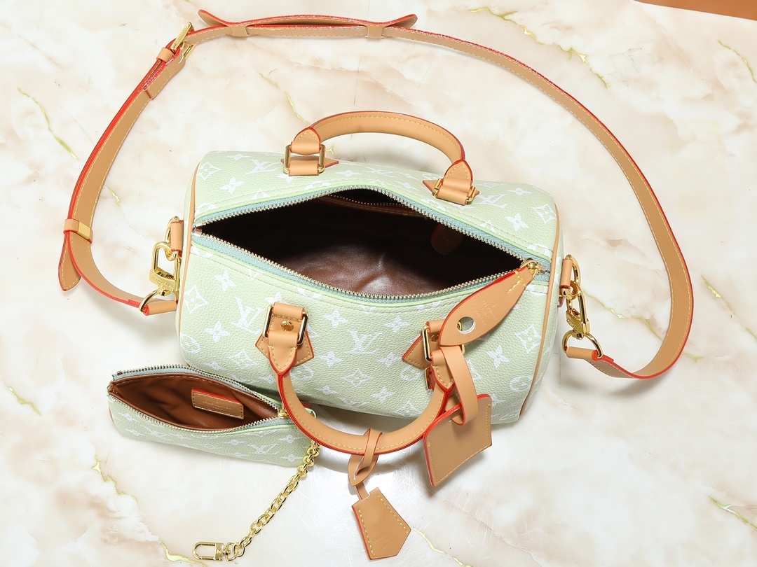 M13902/M24423/071/25X15X15CM gallery