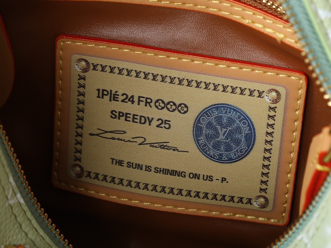 M13902/M24423/071/25X15X15CM gallery