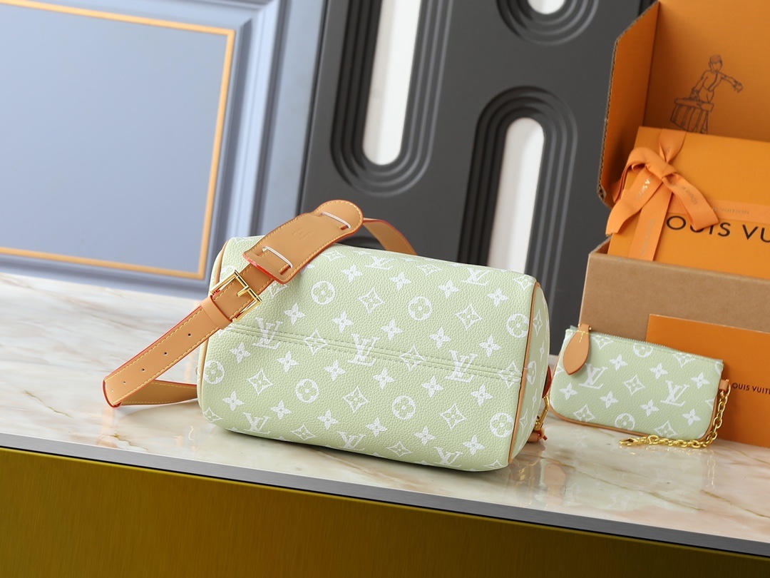 M13902/M24423/071/25X15X15CM gallery