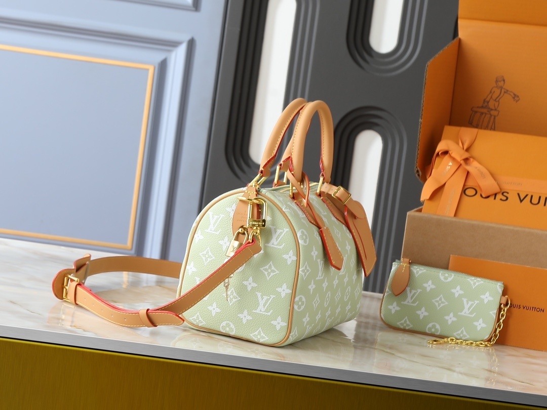 M13902/M24423/071/25X15X15CM gallery