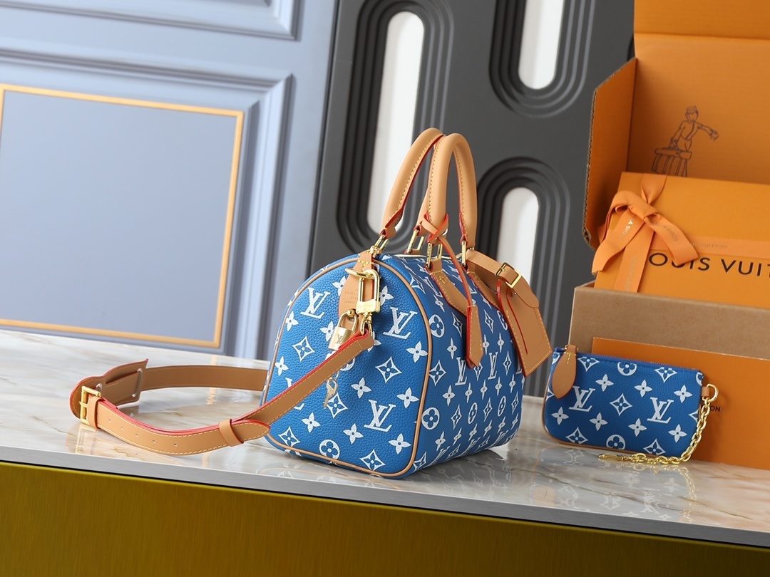 M13902/M24423/071/25X15X15CM gallery