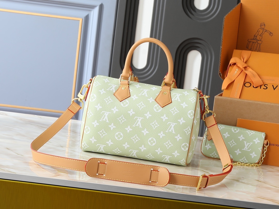 M13902/M24423/071/25X15X15CM gallery