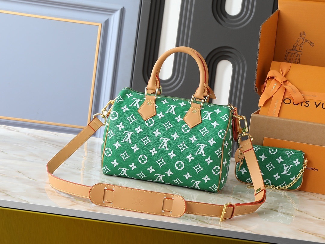 M13902/M24423/071/25X15X15CM gallery