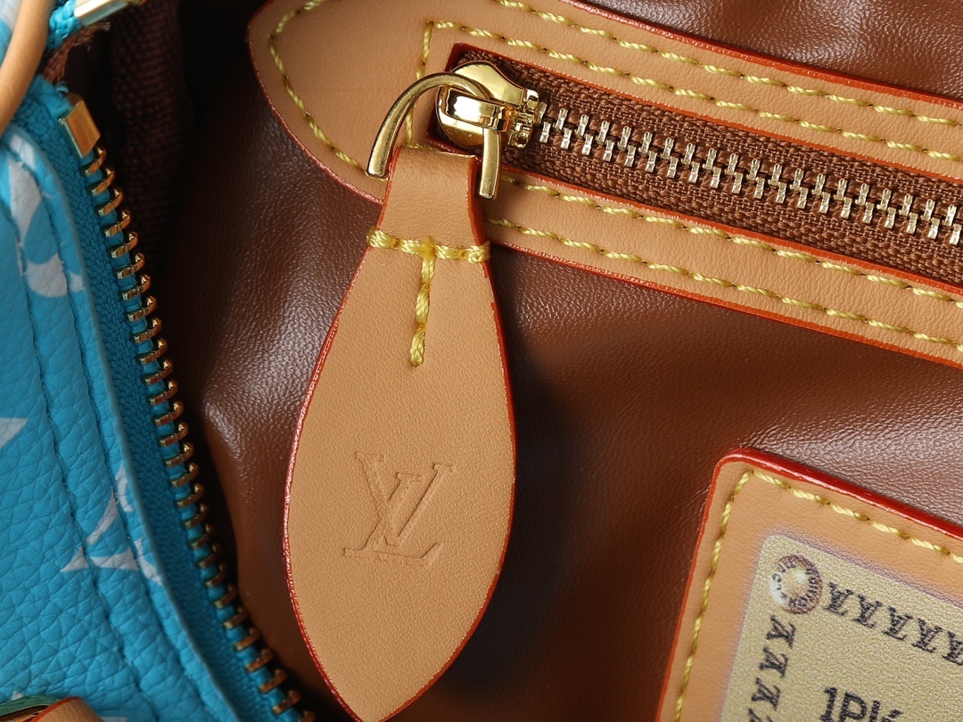 M13902/M24423/071/25X15X15CM gallery