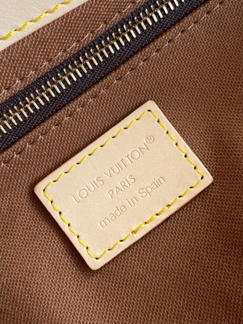 M14680顶级原单/006/12CM*18CM*7CM gallery