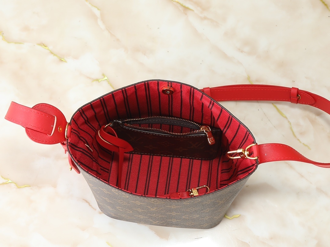 M28317/M27570/M28315/M27529/041/16CM*18CM*12CM gallery