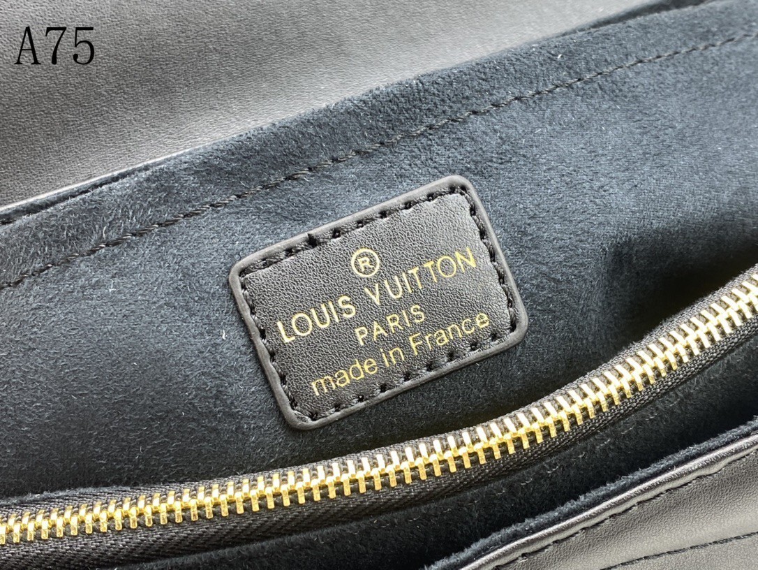 M58550 A75021 M58550灰 58664绿 58549玫红 58549黑 58552白色 尺寸：24x14x9cm gallery