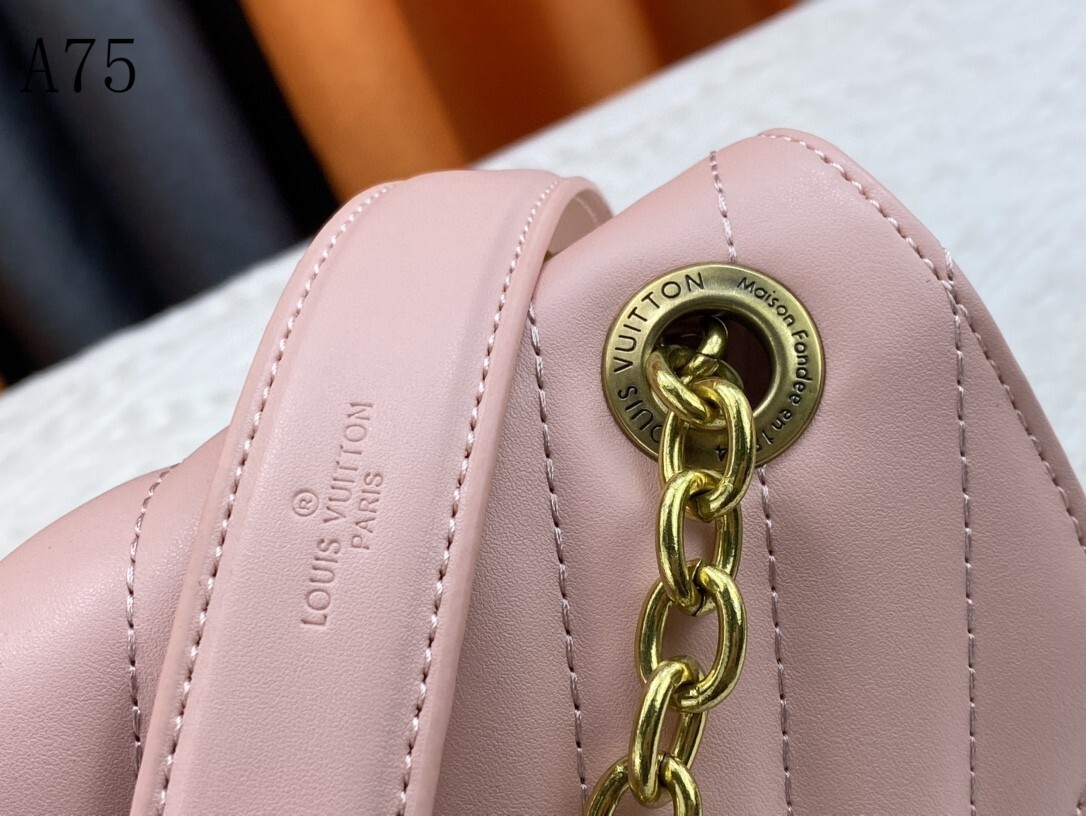 M58550 A75021 M58550灰 58664绿 58549玫红 58549黑 58552白色 尺寸：24x14x9cm gallery