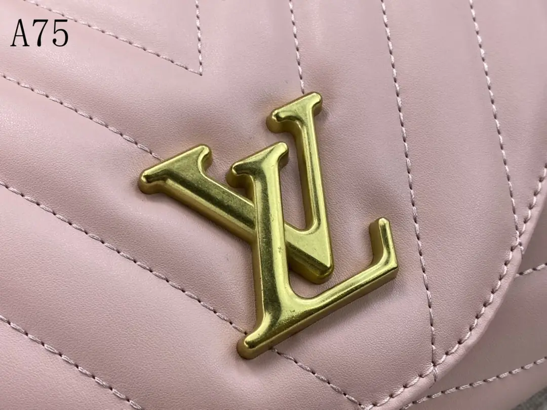 M58550 A75021 M58550灰 58664绿 58549玫红 58549黑 58552白色 尺寸：24x14x9cm gallery