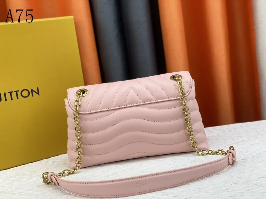 M58550 A75021 M58550灰 58664绿 58549玫红 58549黑 58552白色 尺寸：24x14x9cm gallery