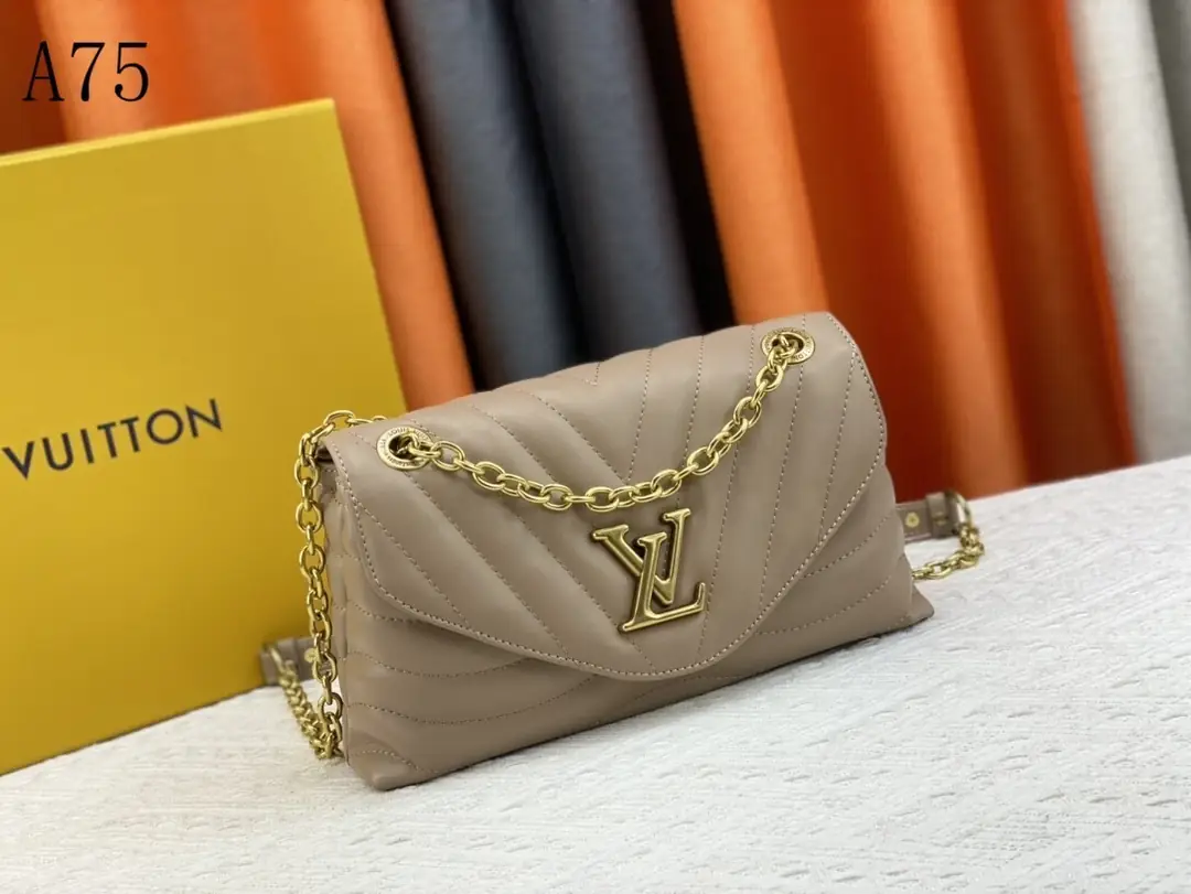 M58550 A75021 M58550灰 58664绿 58549玫红 58549黑 58552白色 尺寸：24x14x9cm gallery