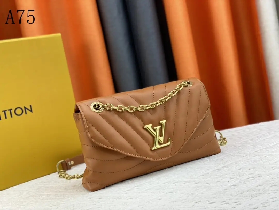 M58550 A75021 M58550灰 58664绿 58549玫红 58549黑 58552白色 尺寸：24x14x9cm gallery