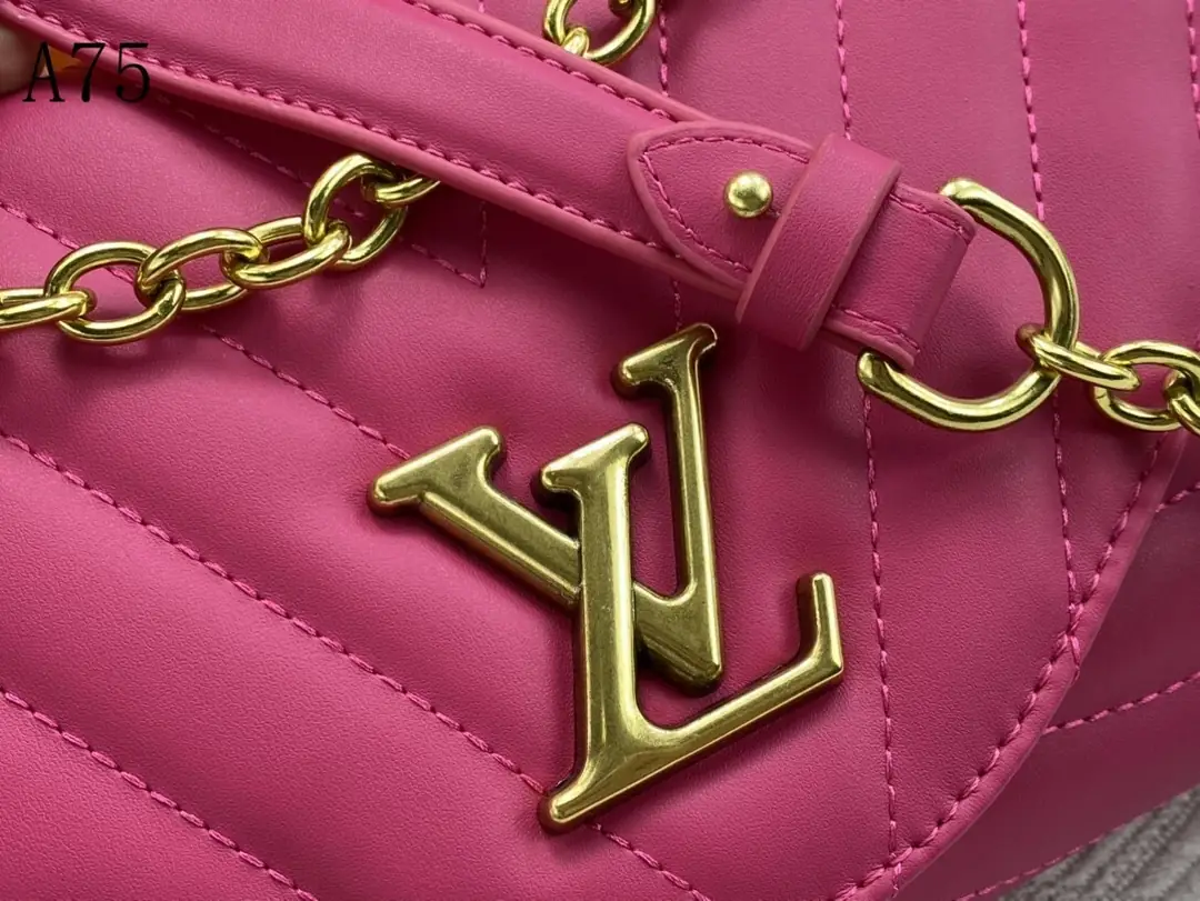 M58550 A75021 M58550灰 58664绿 58549玫红 58549黑 58552白色 尺寸：24x14x9cm gallery