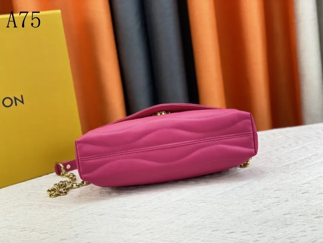 M58550 A75021 M58550灰 58664绿 58549玫红 58549黑 58552白色 尺寸：24x14x9cm gallery