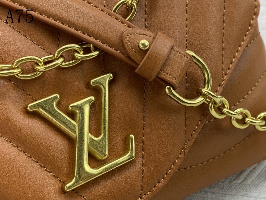 M58550 A75021 M58550灰 58664绿 58549玫红 58549黑 58552白色 尺寸：24x14x9cm gallery