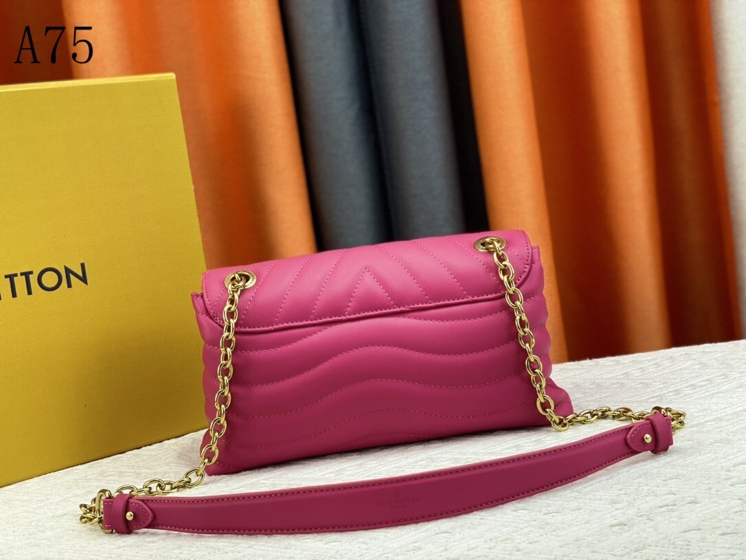 M58550 A75021 M58550灰 58664绿 58549玫红 58549黑 58552白色 尺寸：24x14x9cm gallery