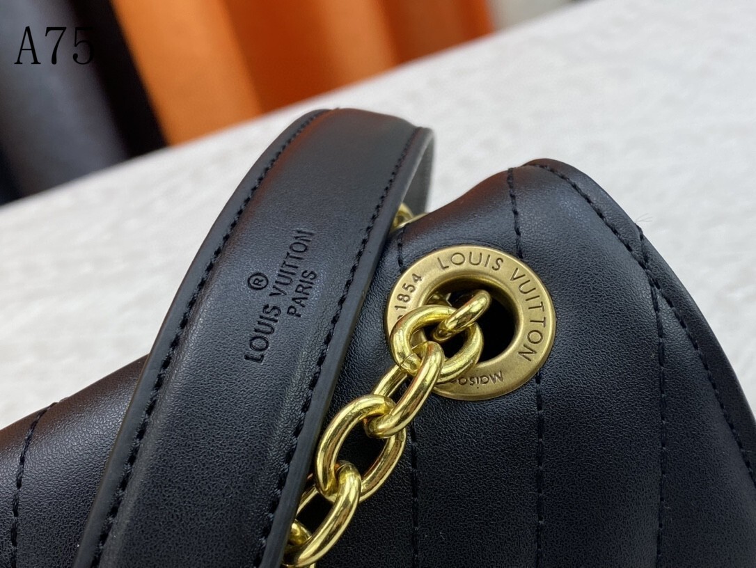 M58550 A75021 M58550灰 58664绿 58549玫红 58549黑 58552白色 尺寸：24x14x9cm gallery