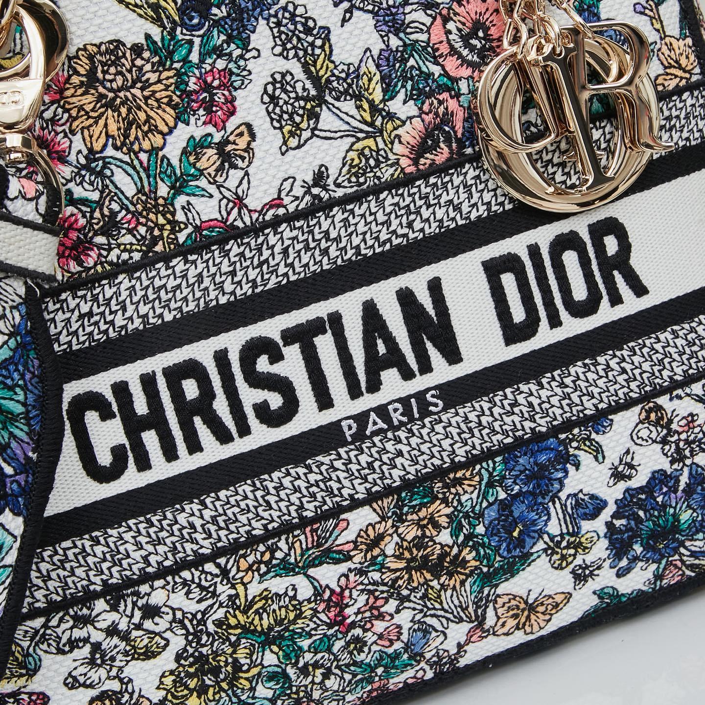 M8002/053/24X20X11CM gallery