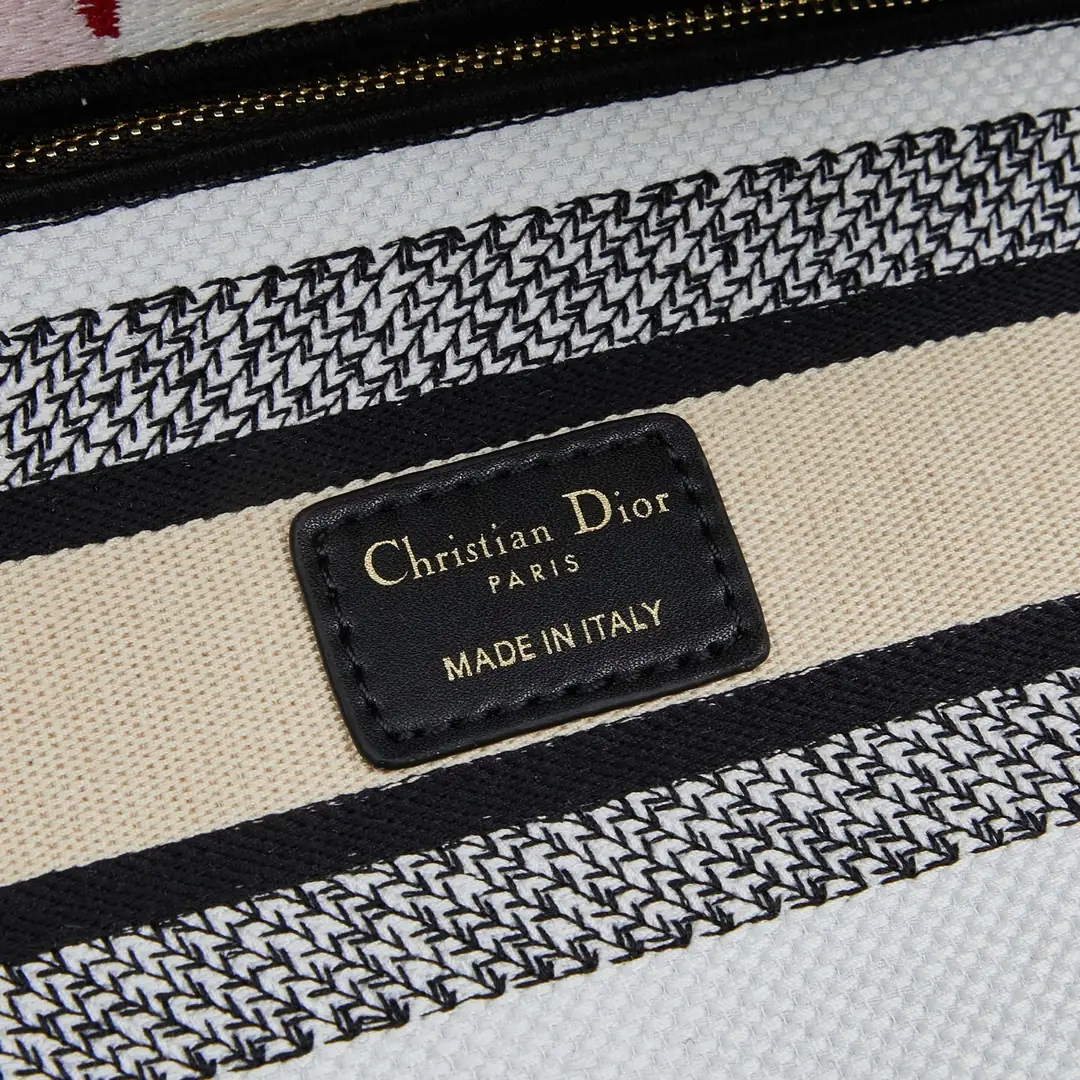 M8002/053/24X20X11CM gallery