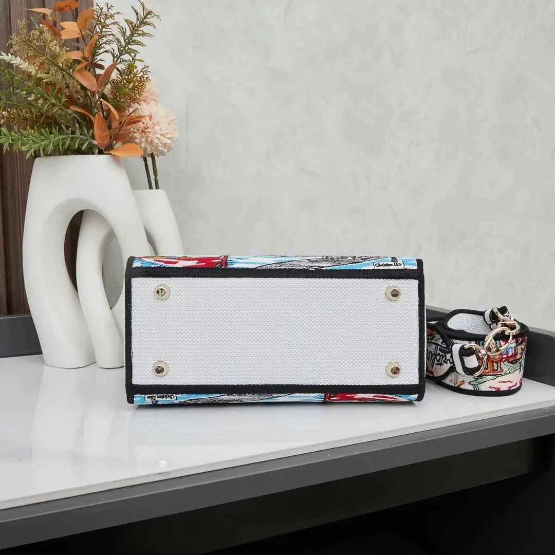 M8002/053/24X20X11CM gallery