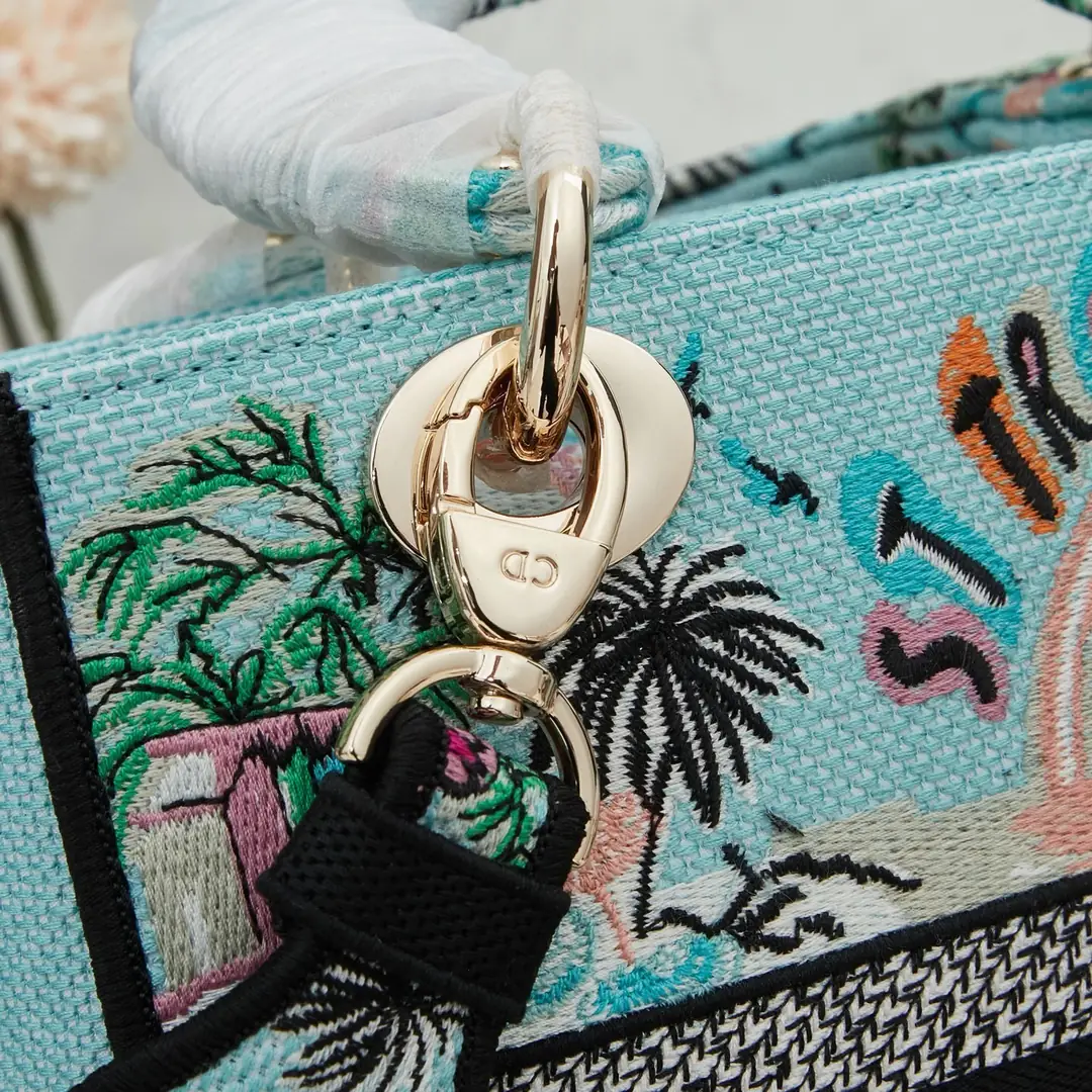 M8002/053/24X20X11CM gallery