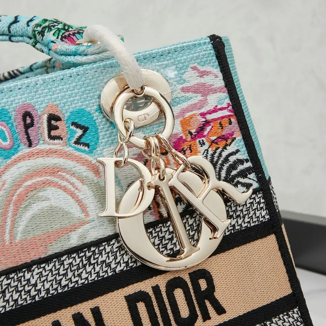 M8002/053/24X20X11CM gallery