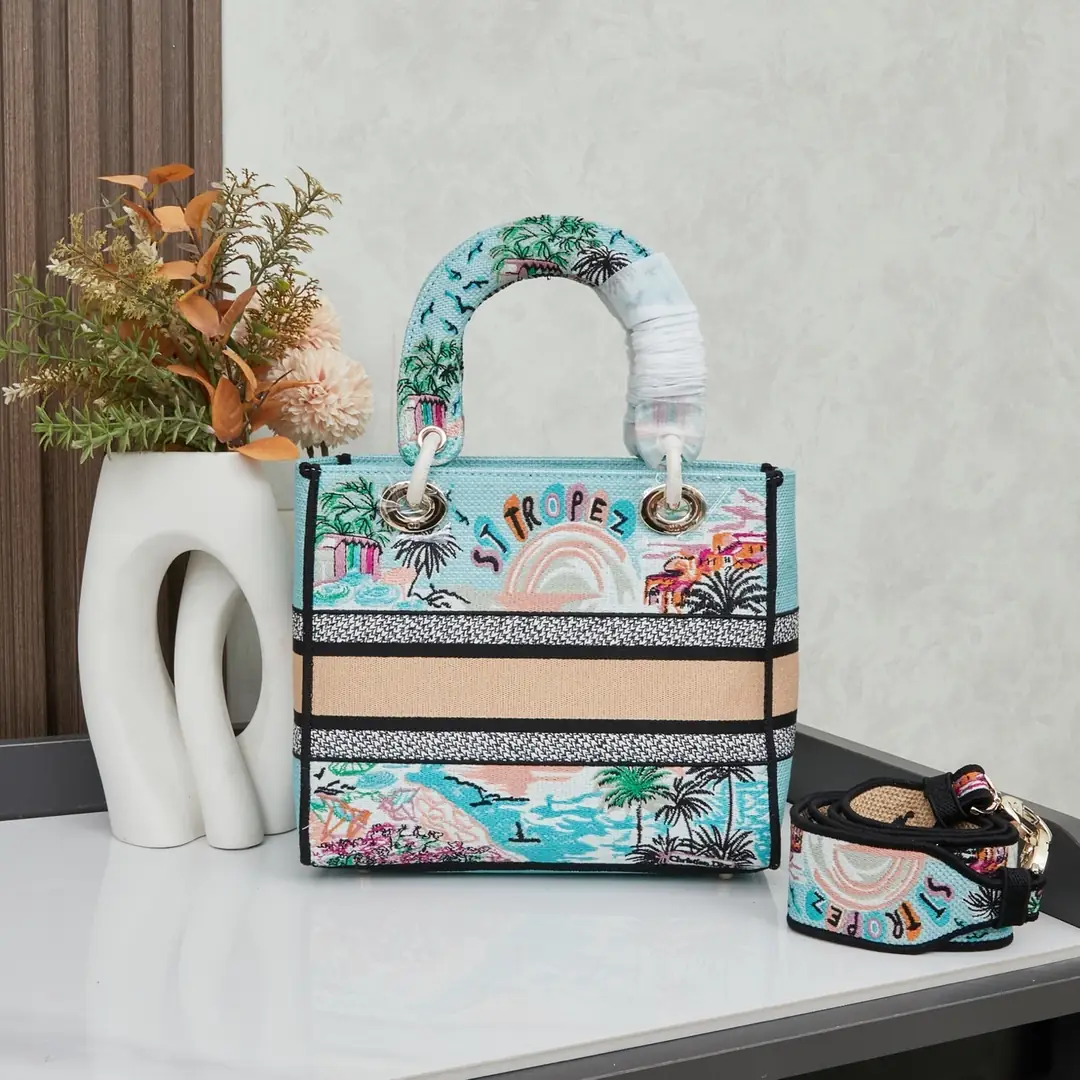 M8002/053/24X20X11CM gallery