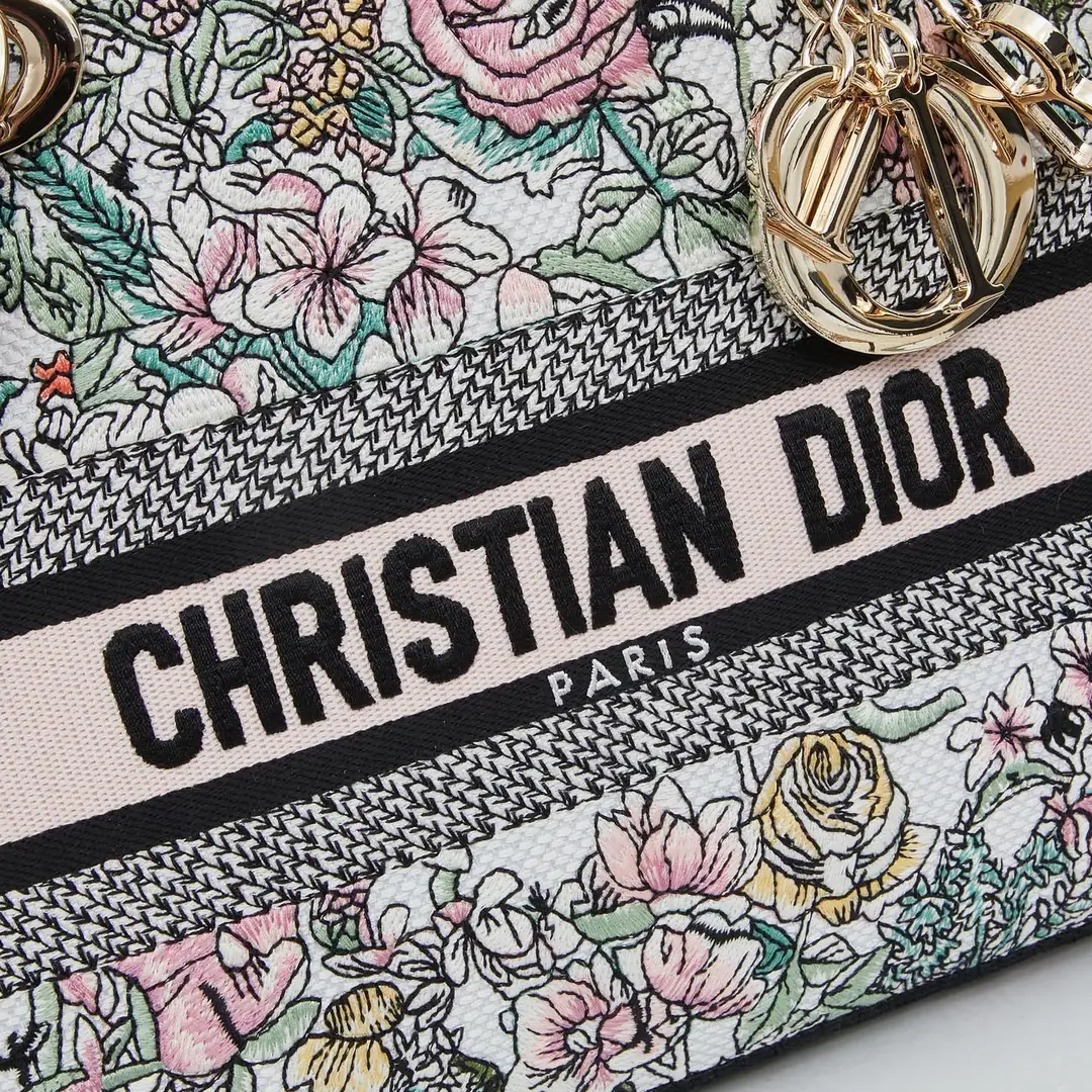 M8002/053/24X20X11CM gallery