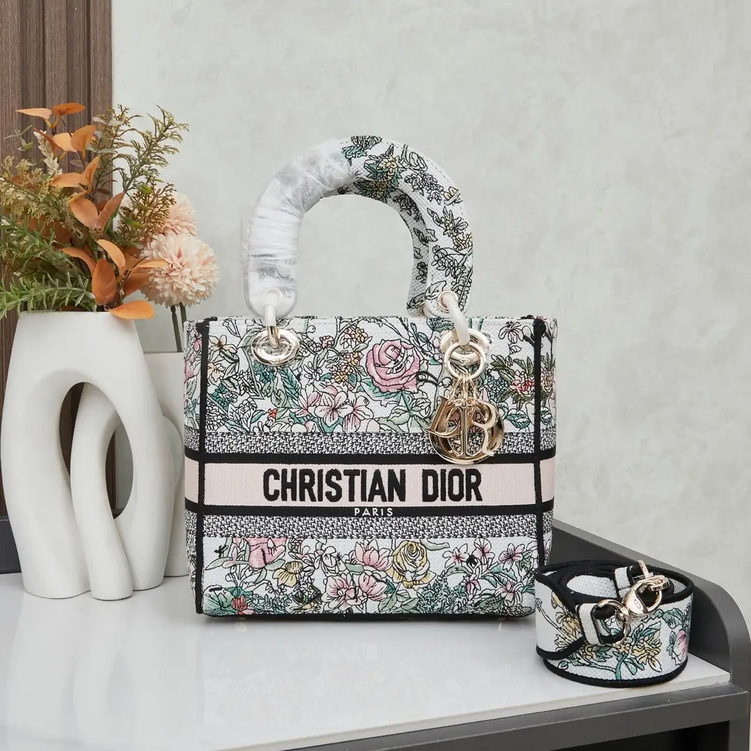 M8002/053/24X20X11CM gallery