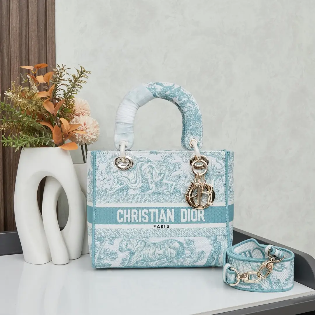 M8002/053/24X20X11CM gallery