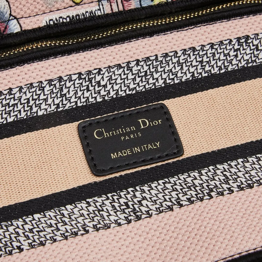 M8002/053/24X20X11CM gallery