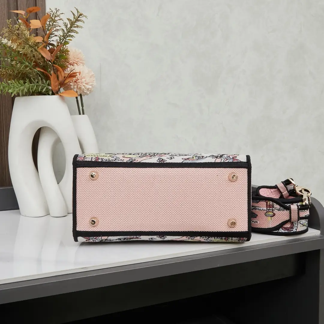 M8002/053/24X20X11CM gallery