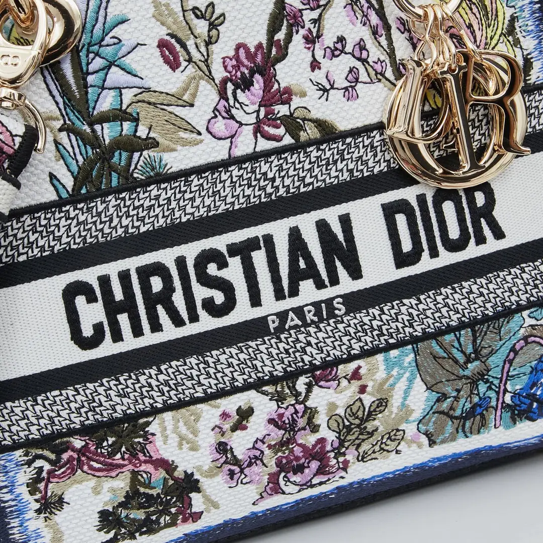 M8002/053/24X20X11CM gallery