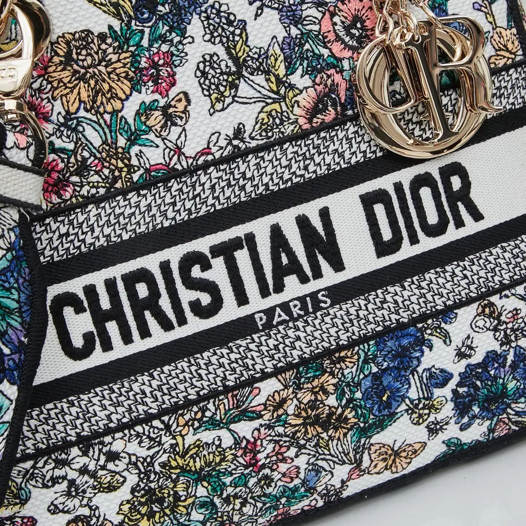 M8002/053/24X20X11CM gallery