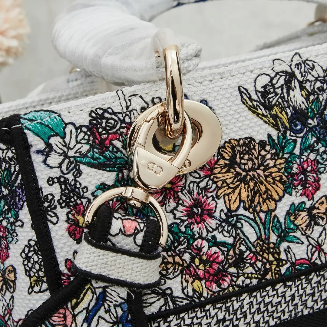 M8002/053/24X20X11CM gallery