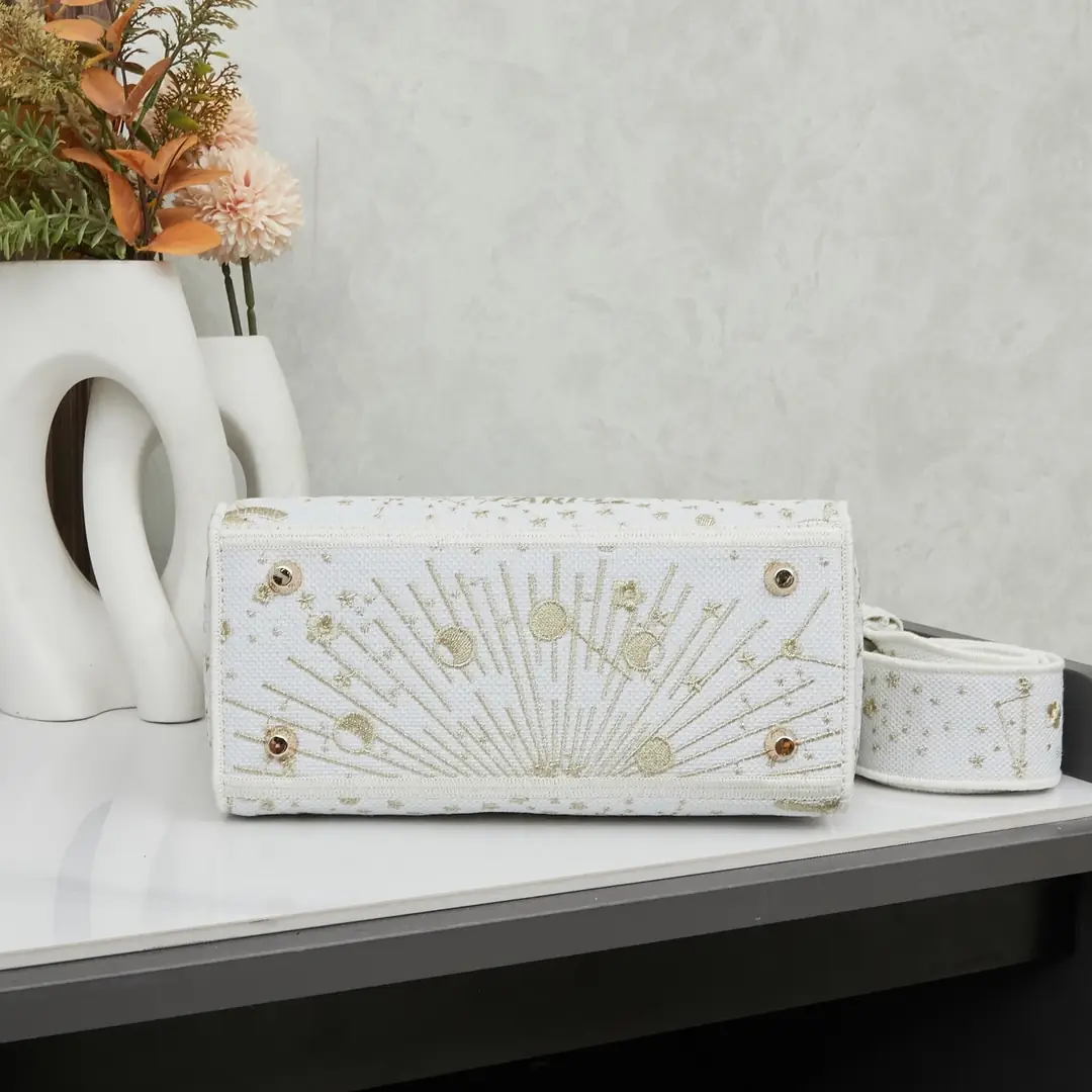 M8002/053/24X20X11CM gallery