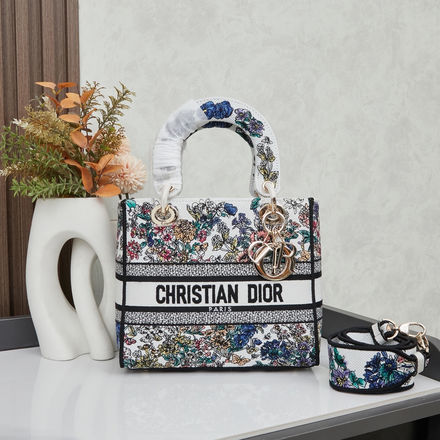 M8002/053/24X20X11CM gallery