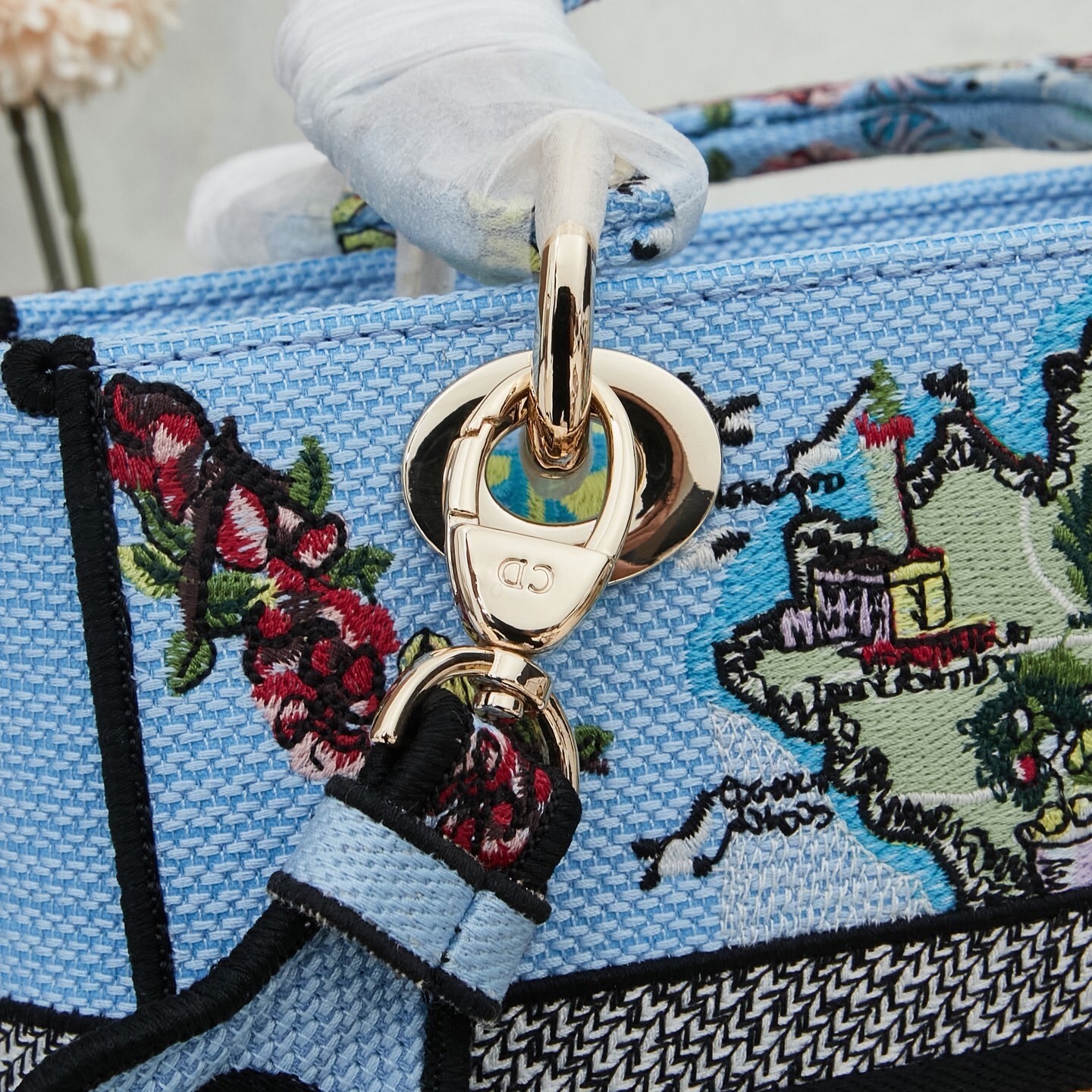 M8002/053/24X20X11CM gallery