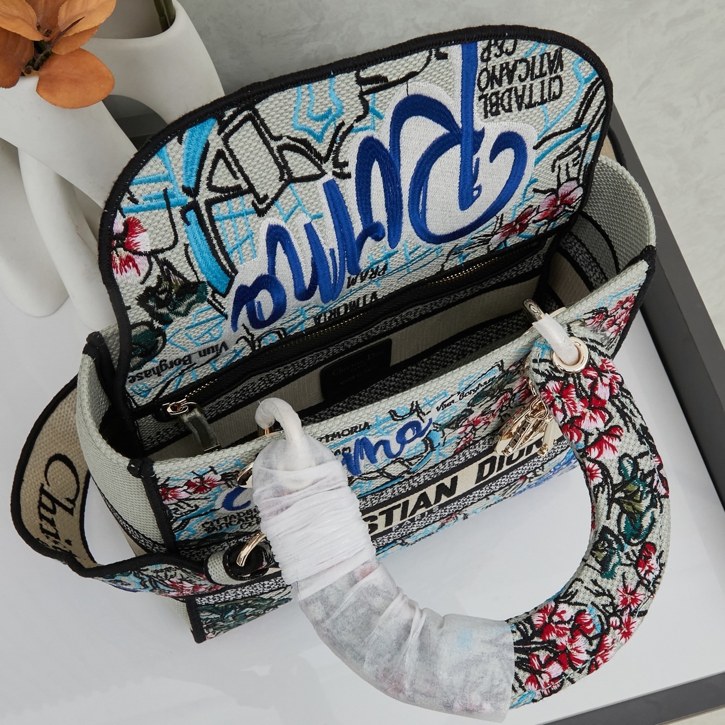 M8002/053/24X20X11CM gallery