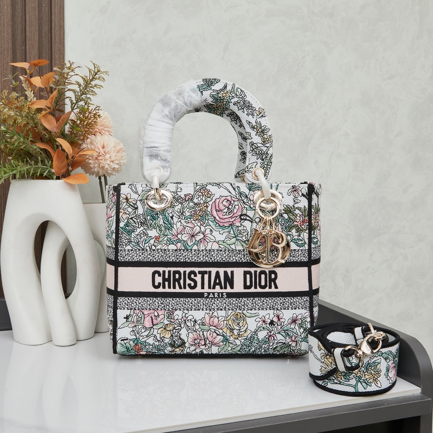 M8002/053/24X20X11CM gallery